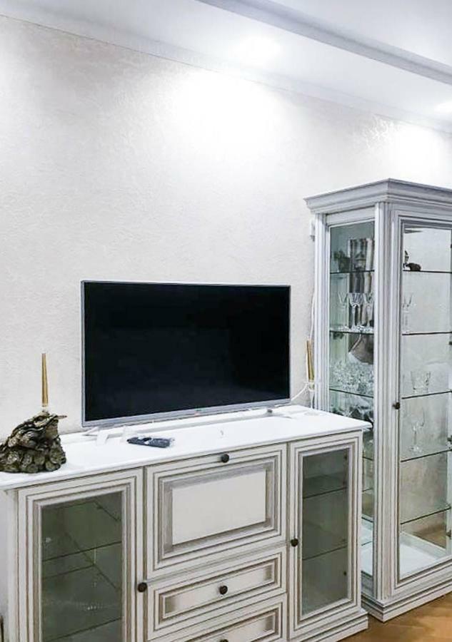 Rent-Kiev Apartment on LuxKlavdievskaya Extérieur photo